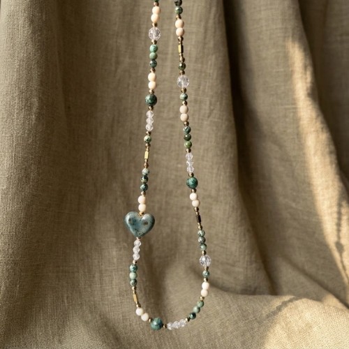 Naszyjnik boho z turkusem i kryształem górskim, asymetryczne serce, unikatowa biżuteria handmade