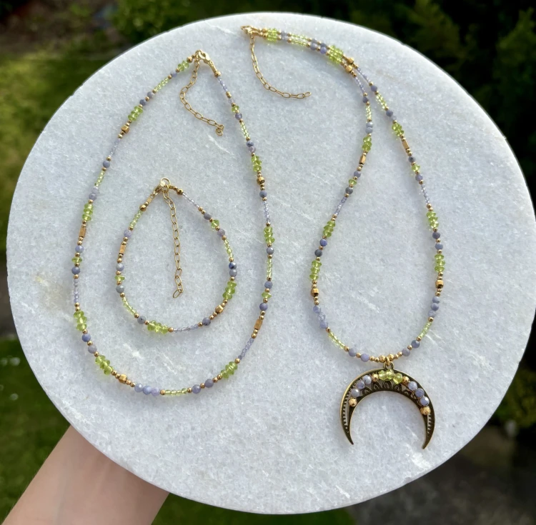 Komplet z tanzanitem, oliwinem, złota lunula słowiańska, biżuteria handmade z kamieni naturalnych
